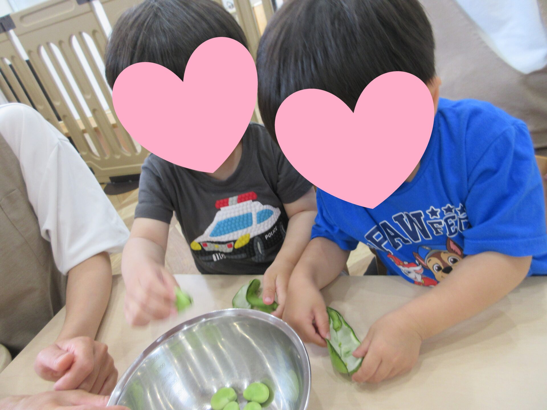 そら豆の皮むきをしました🫛